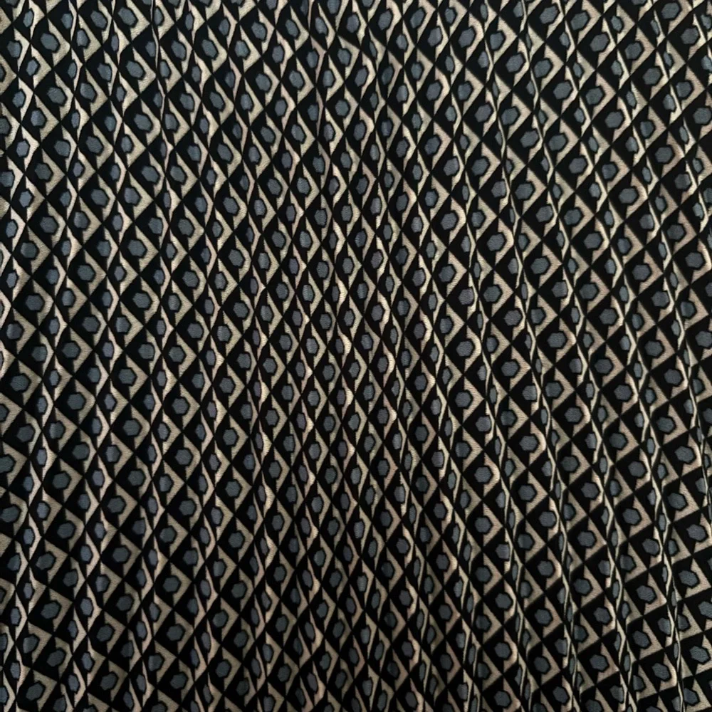 MAX STUDIO SKIRT - Picture 2 of 2